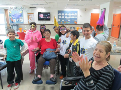 Media Coverage featured story image for The Israel Tennis & Education Centers Celebrates Good Deed Day!